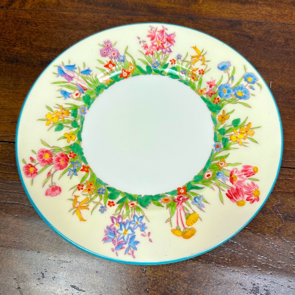 Wedgwood Prairie Flowers Salad Plate Made in England bright floral china single